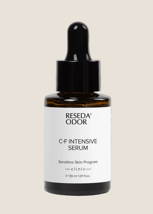 C-F Intensive C Vitamini Serumu, antioksidan koruma ve cilt ışıltısı sağlayan serum şişesi